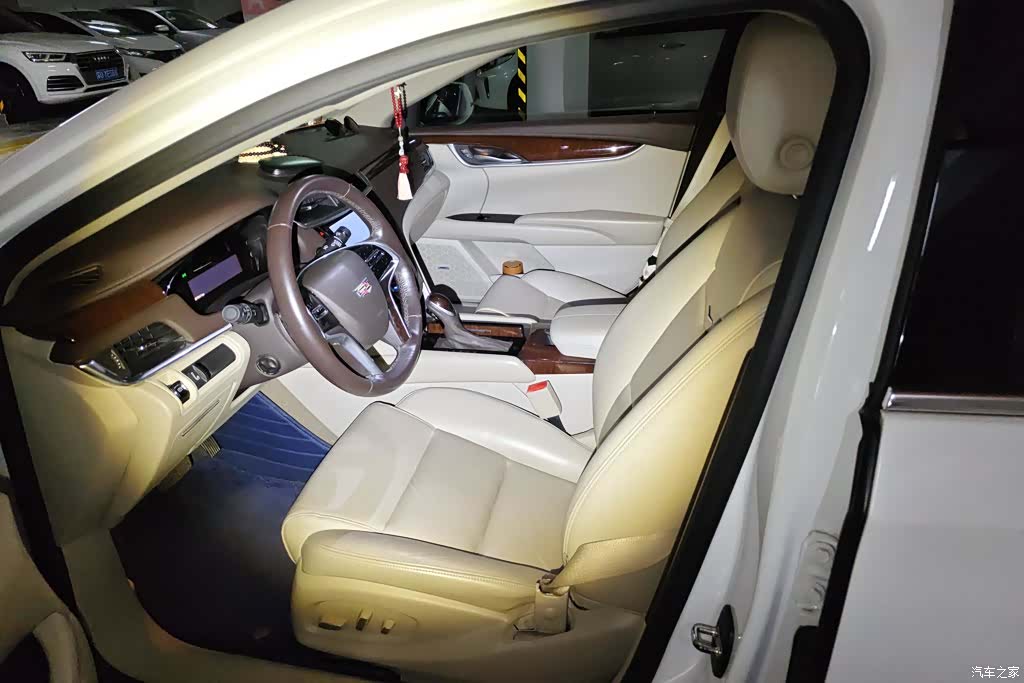 Cadillac XTS, 2016 9