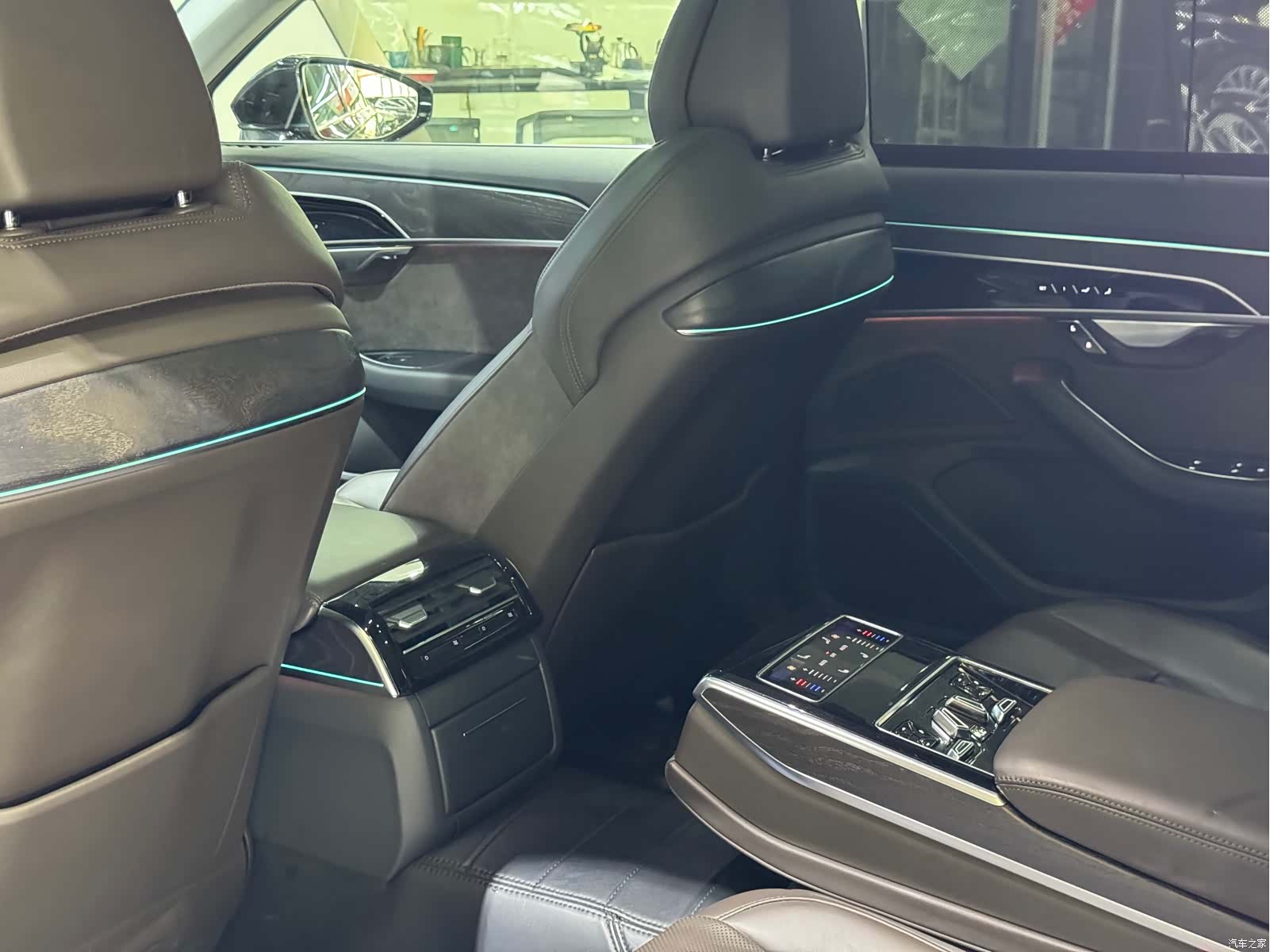 Audi A8L, 2021 6