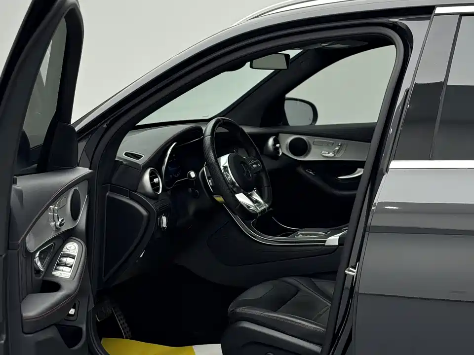 Mercedes-Benz GLC AMG