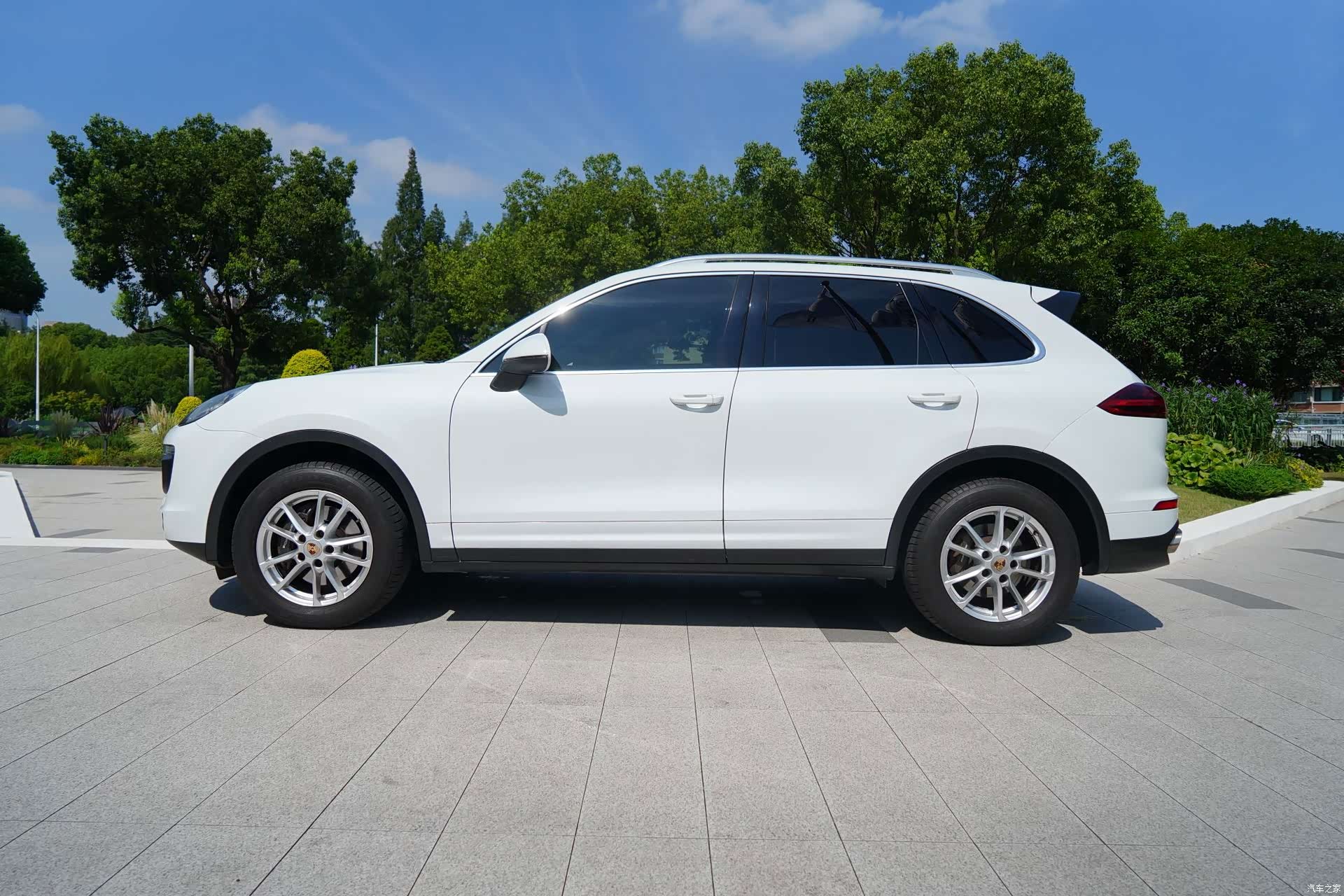 Porsche Cayenne, 2015 3