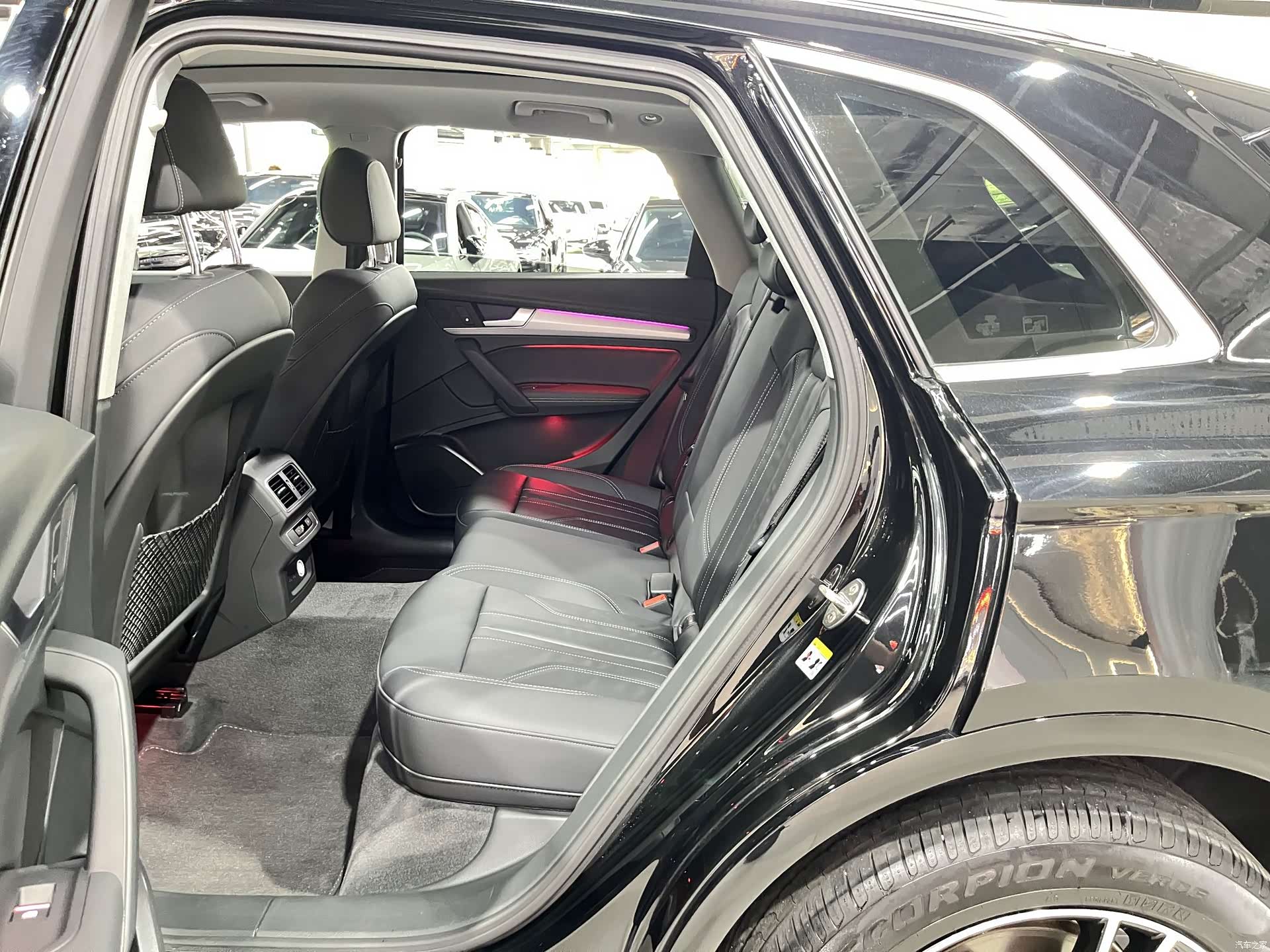 Audi Q5L, 2023 6
