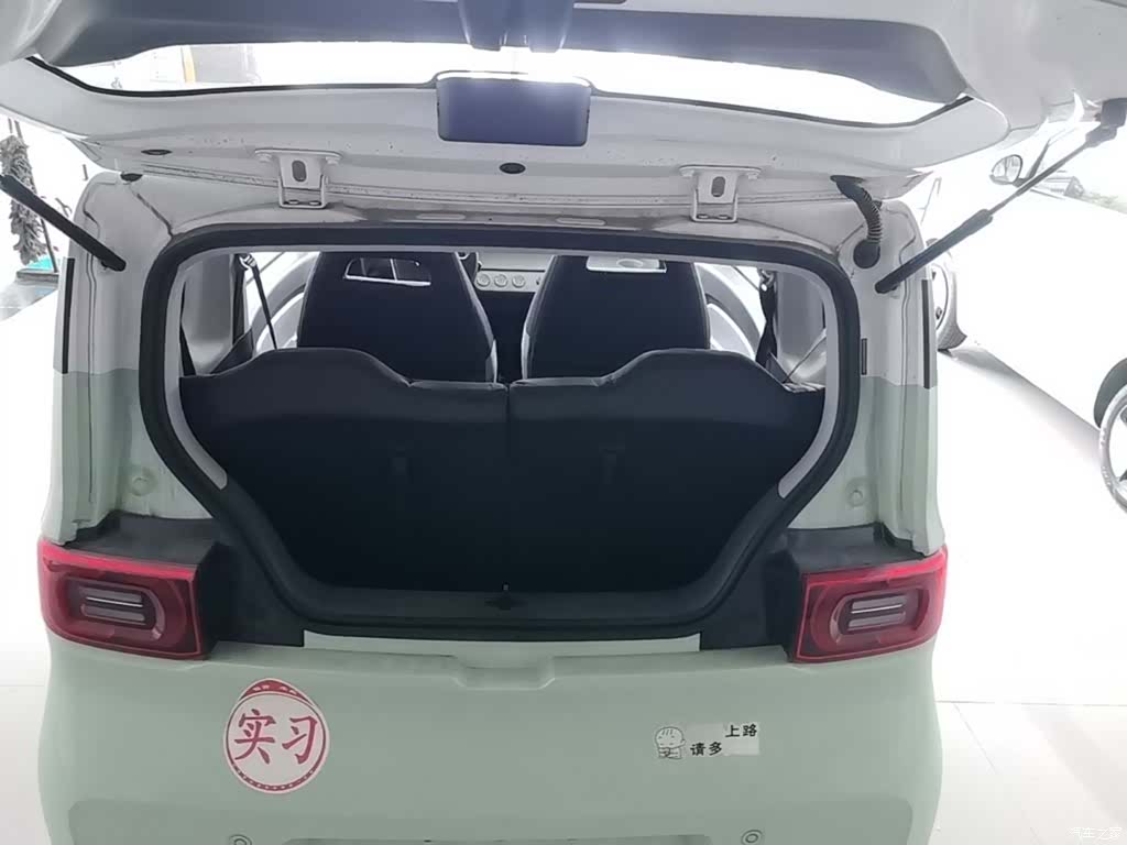 Wuling MINIEV, 2021 19