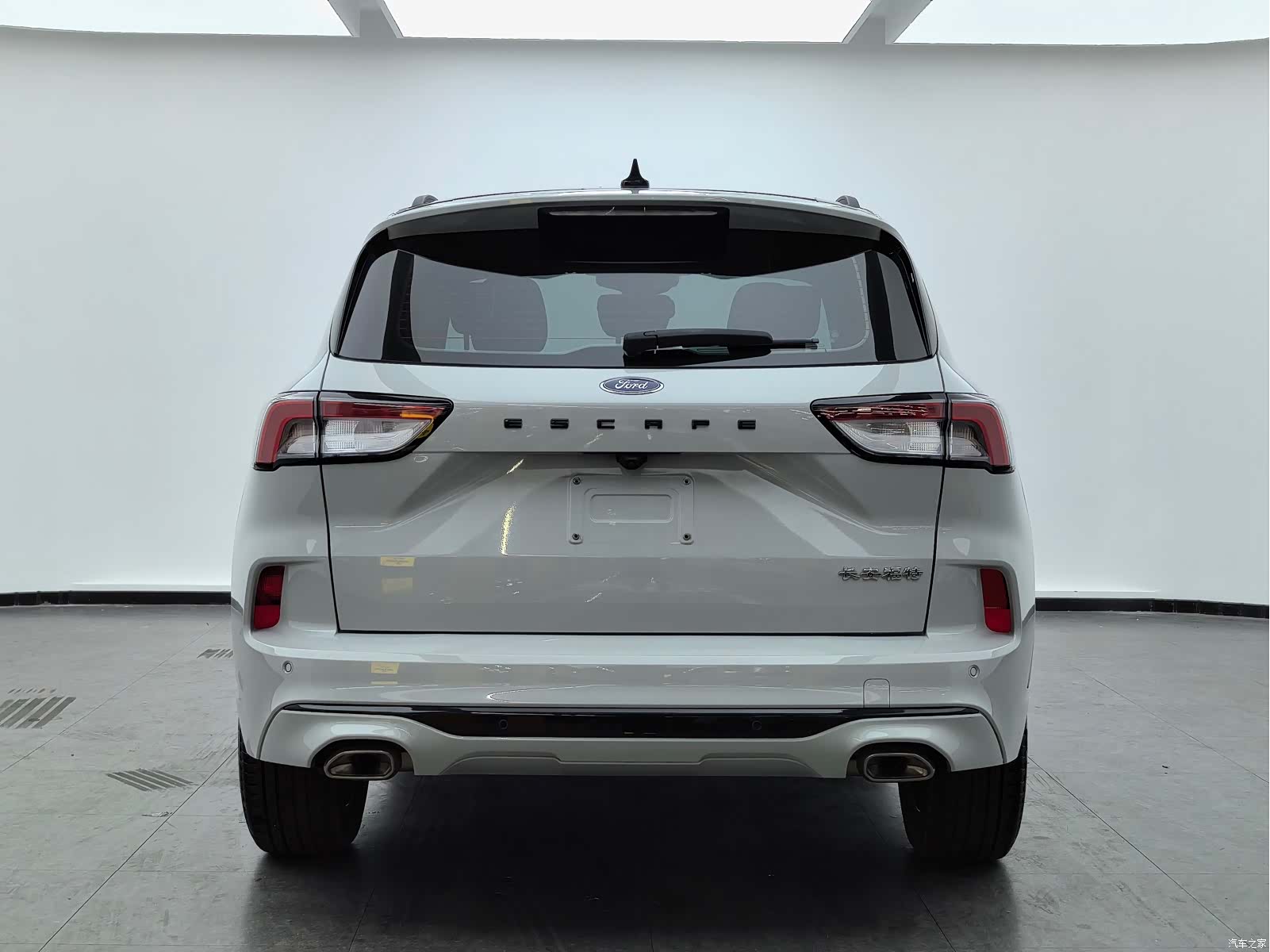 Ford Escape, 2023 все фото