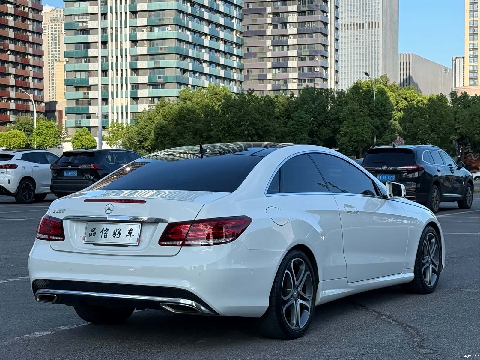 Mercedes-Benz E-Class, 2014 все фото