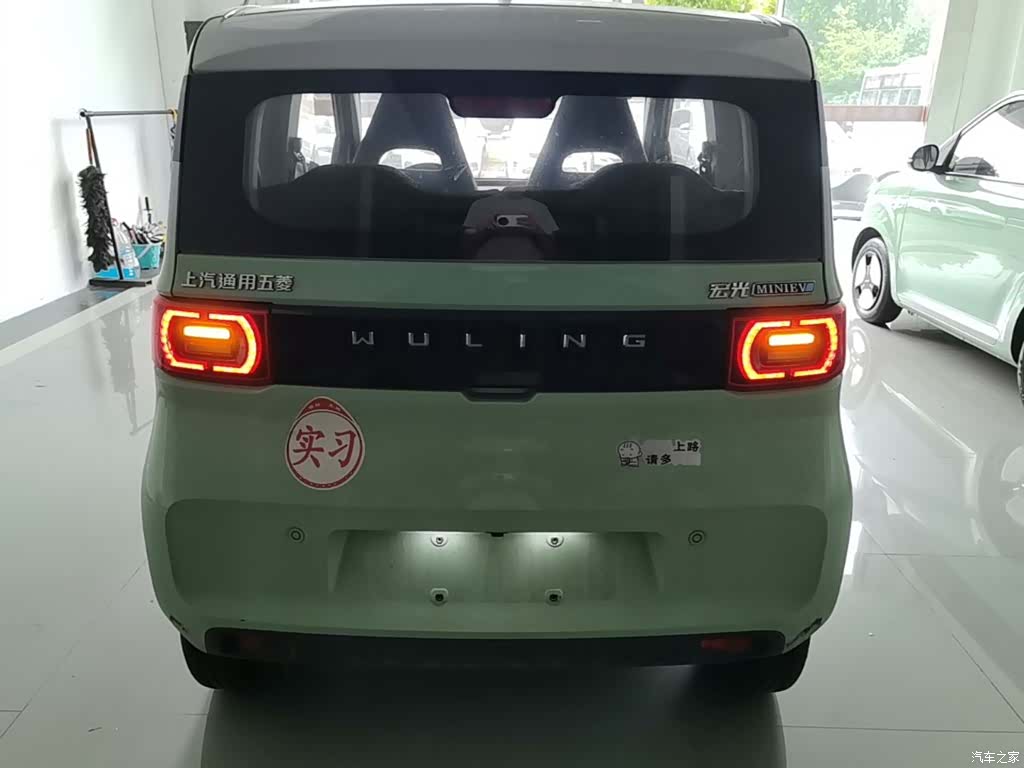 Wuling MINIEV, 2021 6