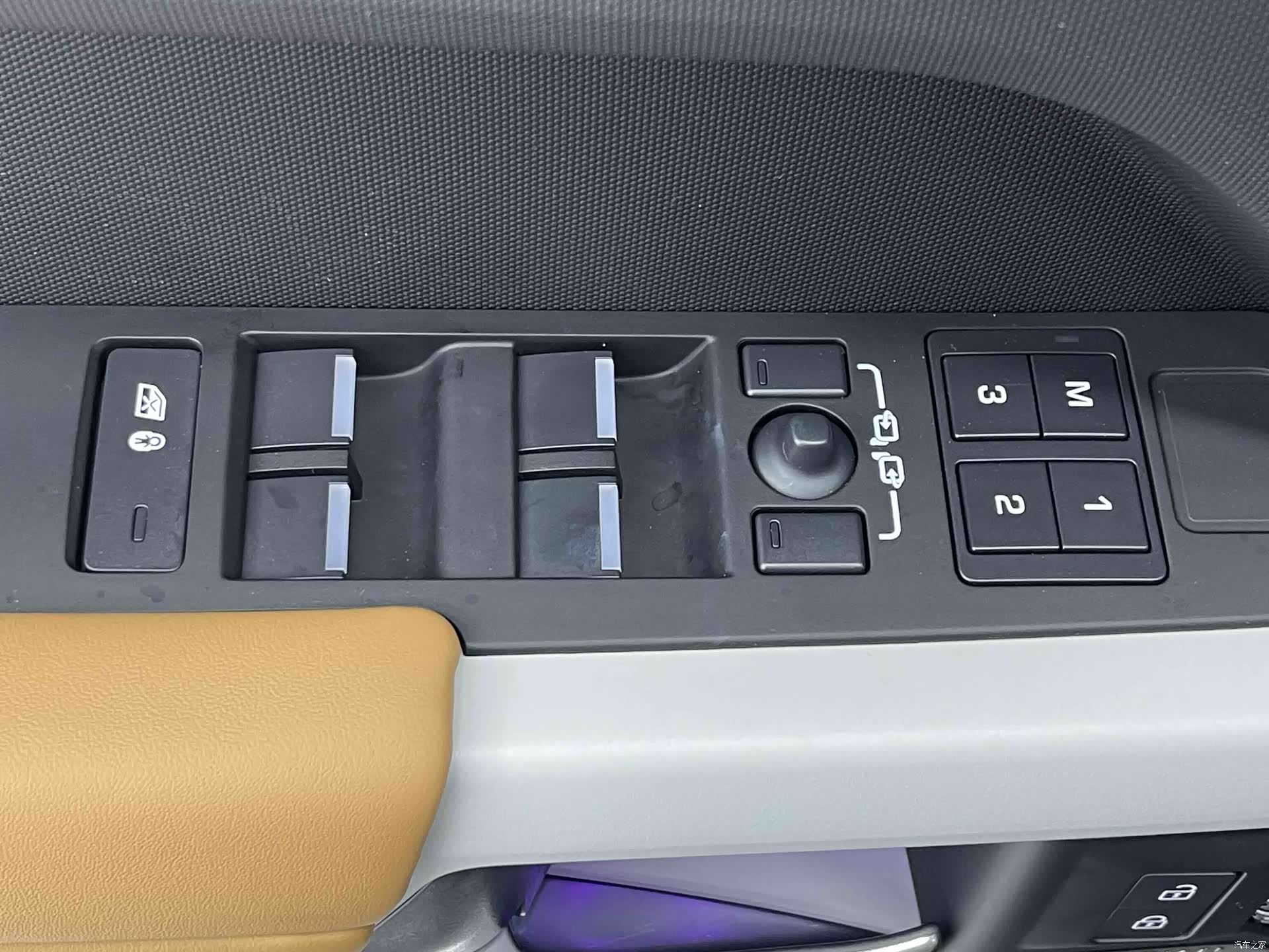 Land Rover Defender, 2024 7