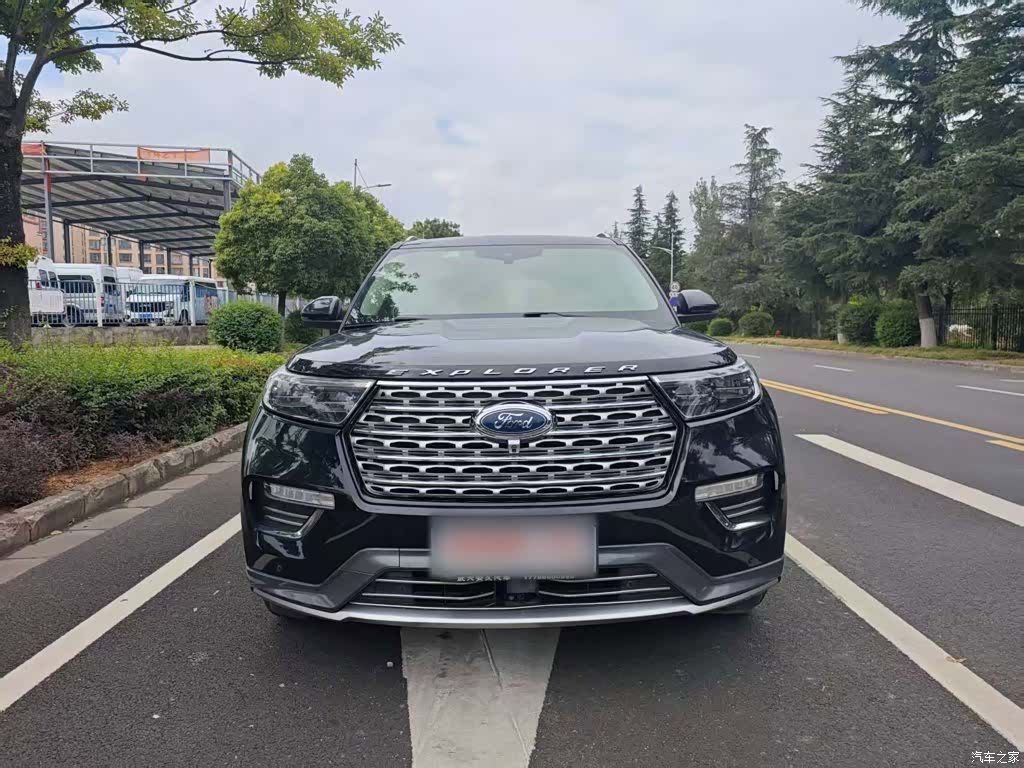 Ford Explorer, 2021 3