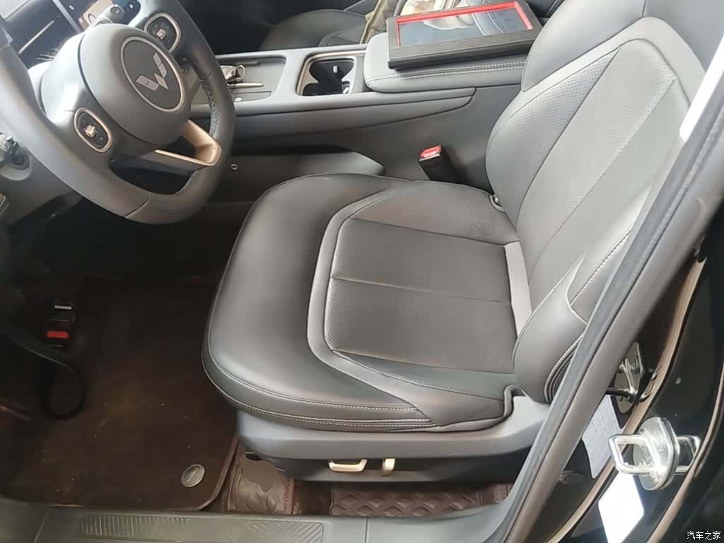 Wuling Starlight, 2026 15