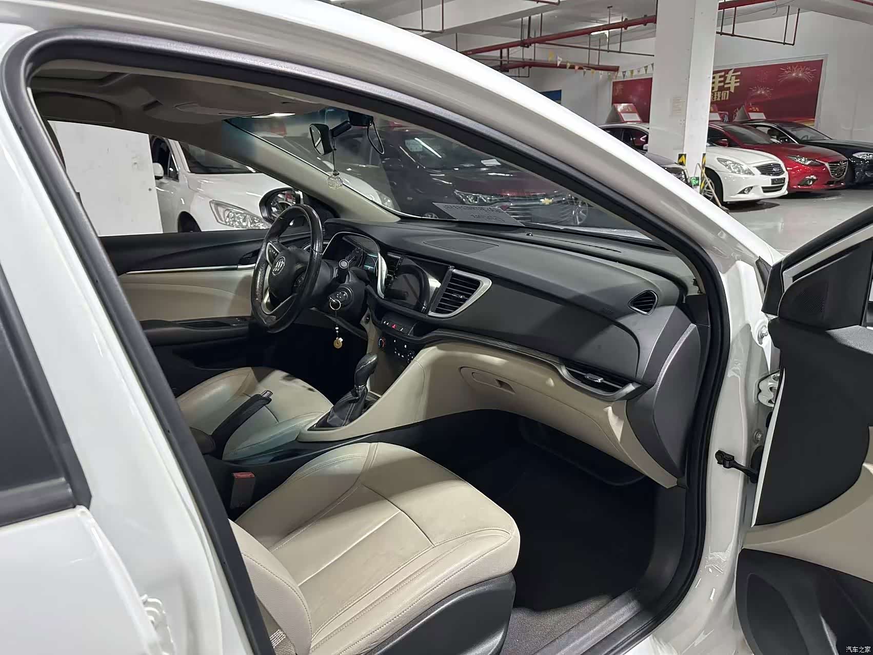 Buick V, 2017 11