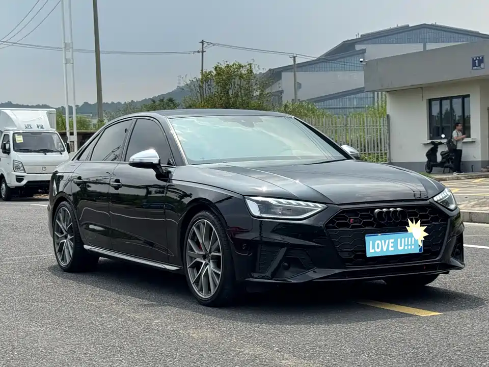 Audi S4 Audi S4