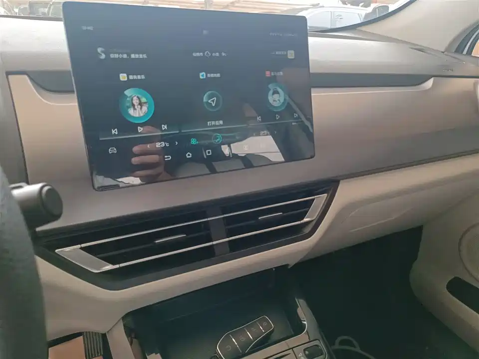 BYD Yuan Pro BYD Yuan Pro