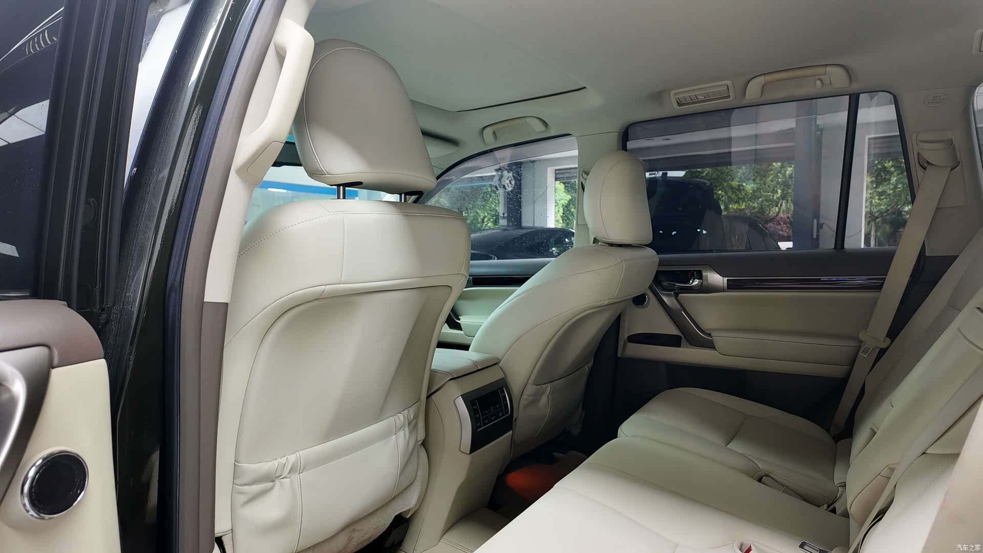 Lexus GX, 2011 все фото