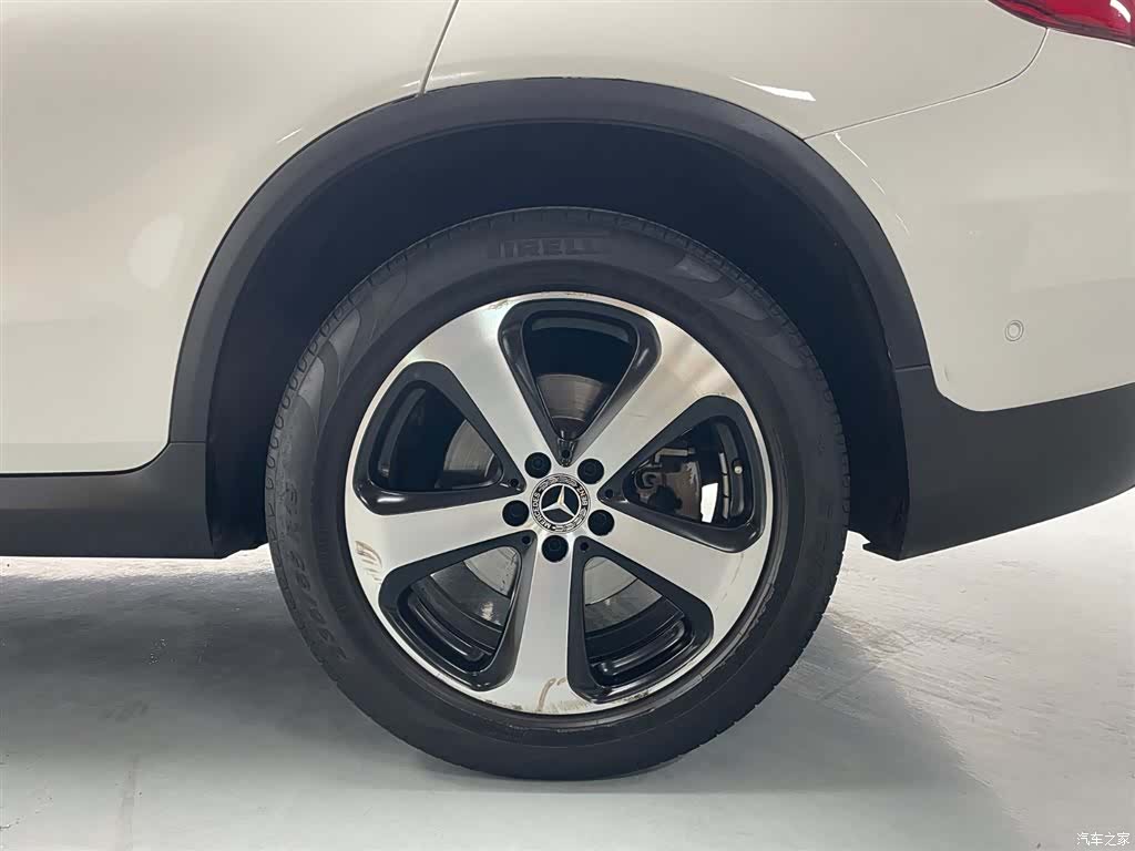 Mercedes-Benz GLC, 2018 20