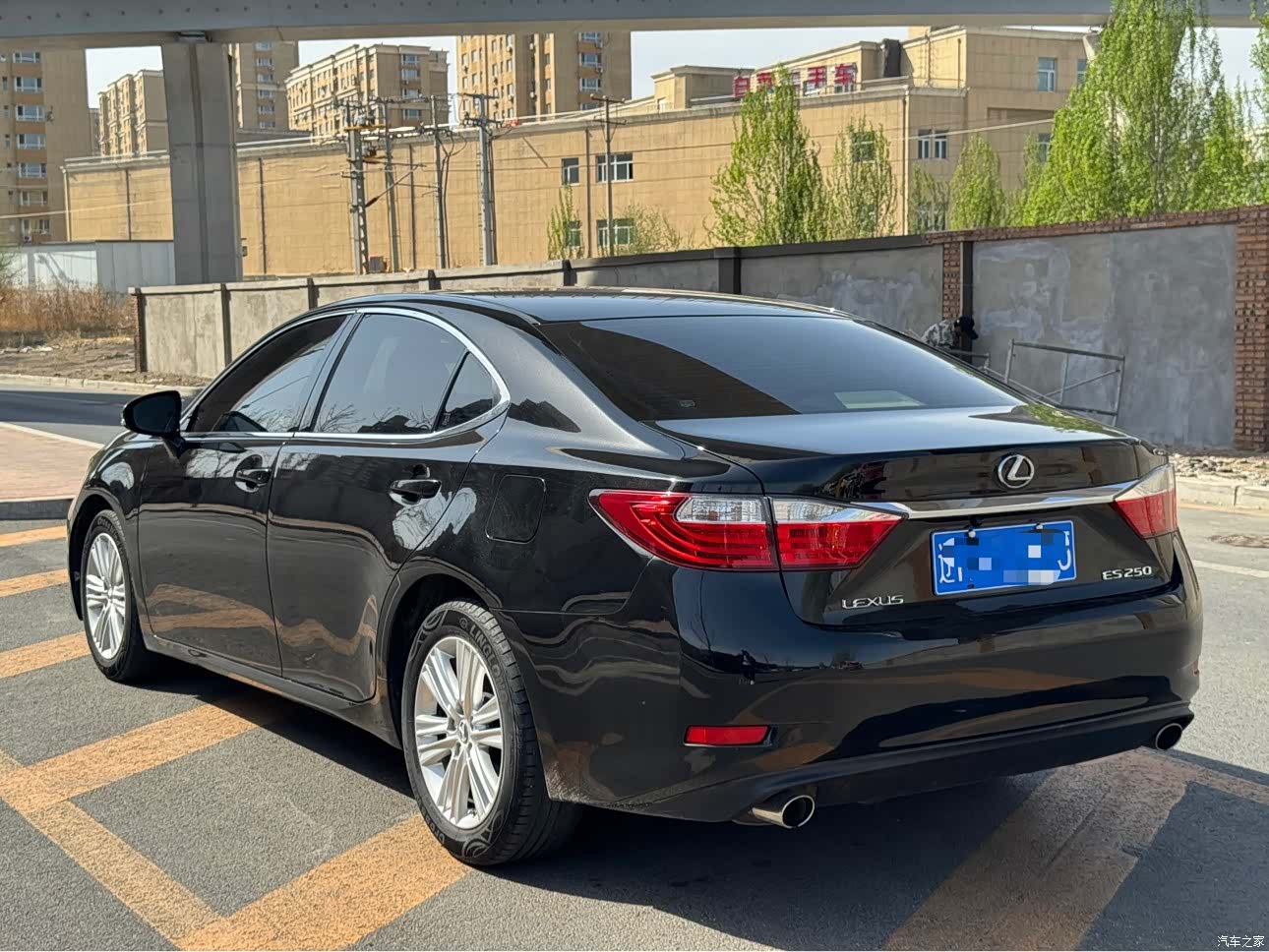 Lexus ES, 2013 9