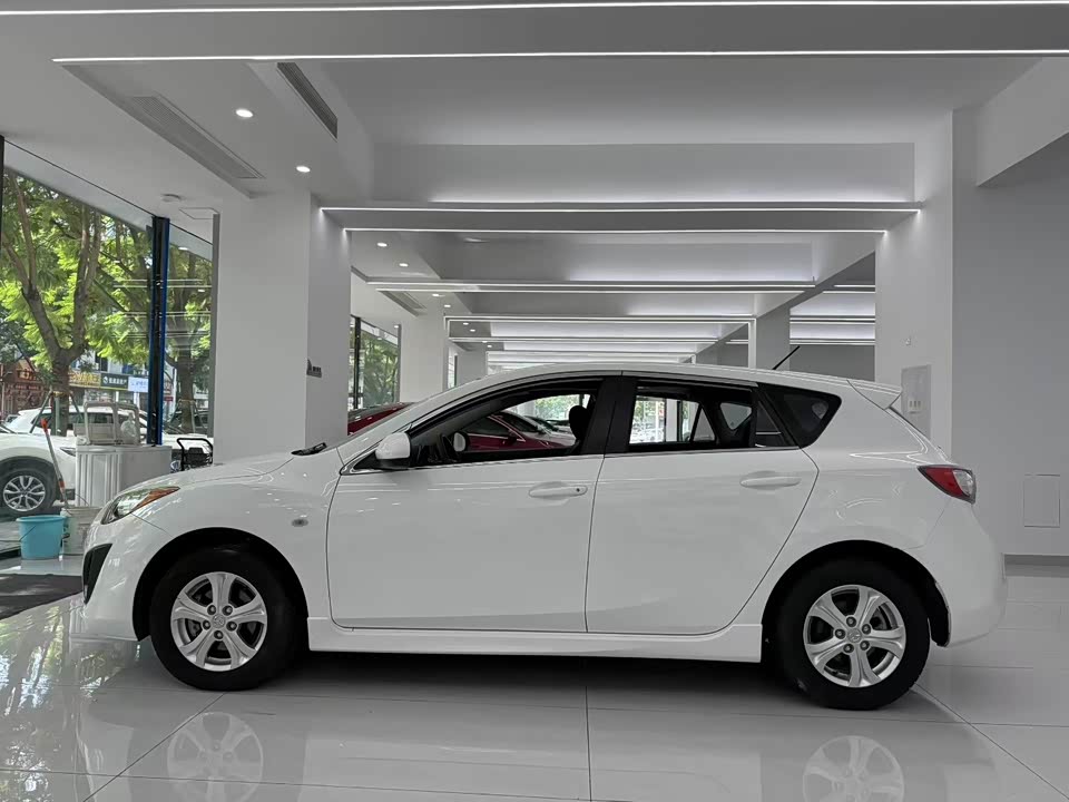 Mazda 3 star Cheng Mazda 3 star Cheng