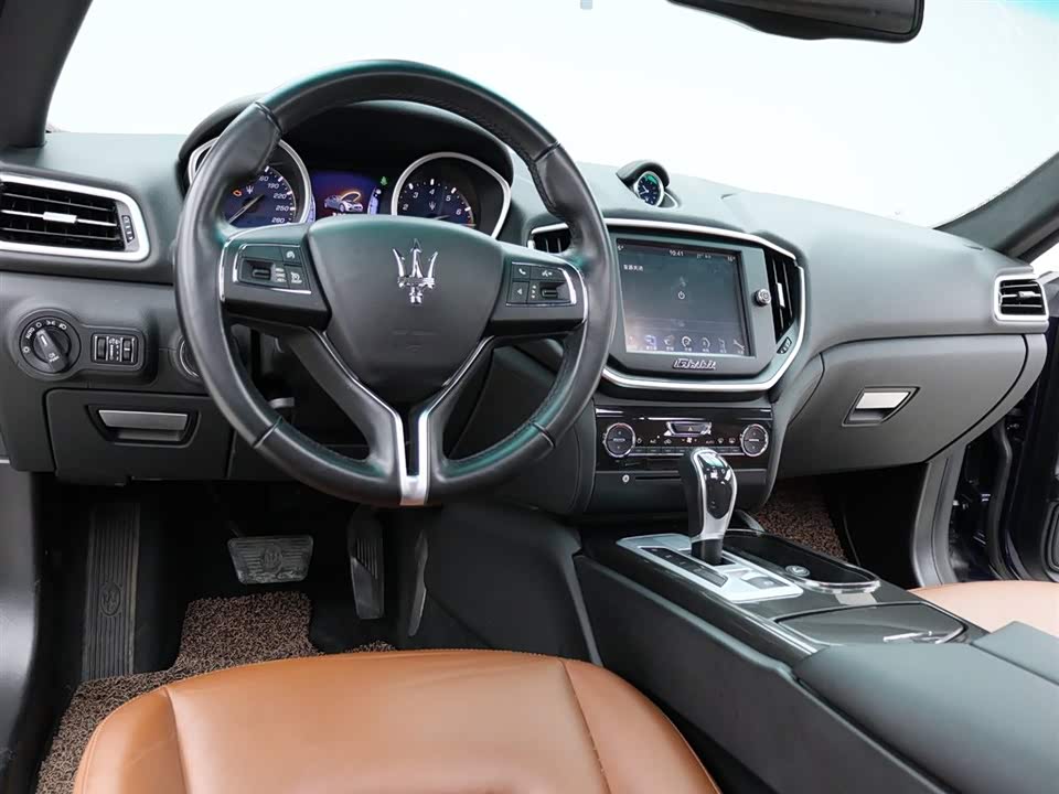 Maserati Ghibli Maserati Ghibli