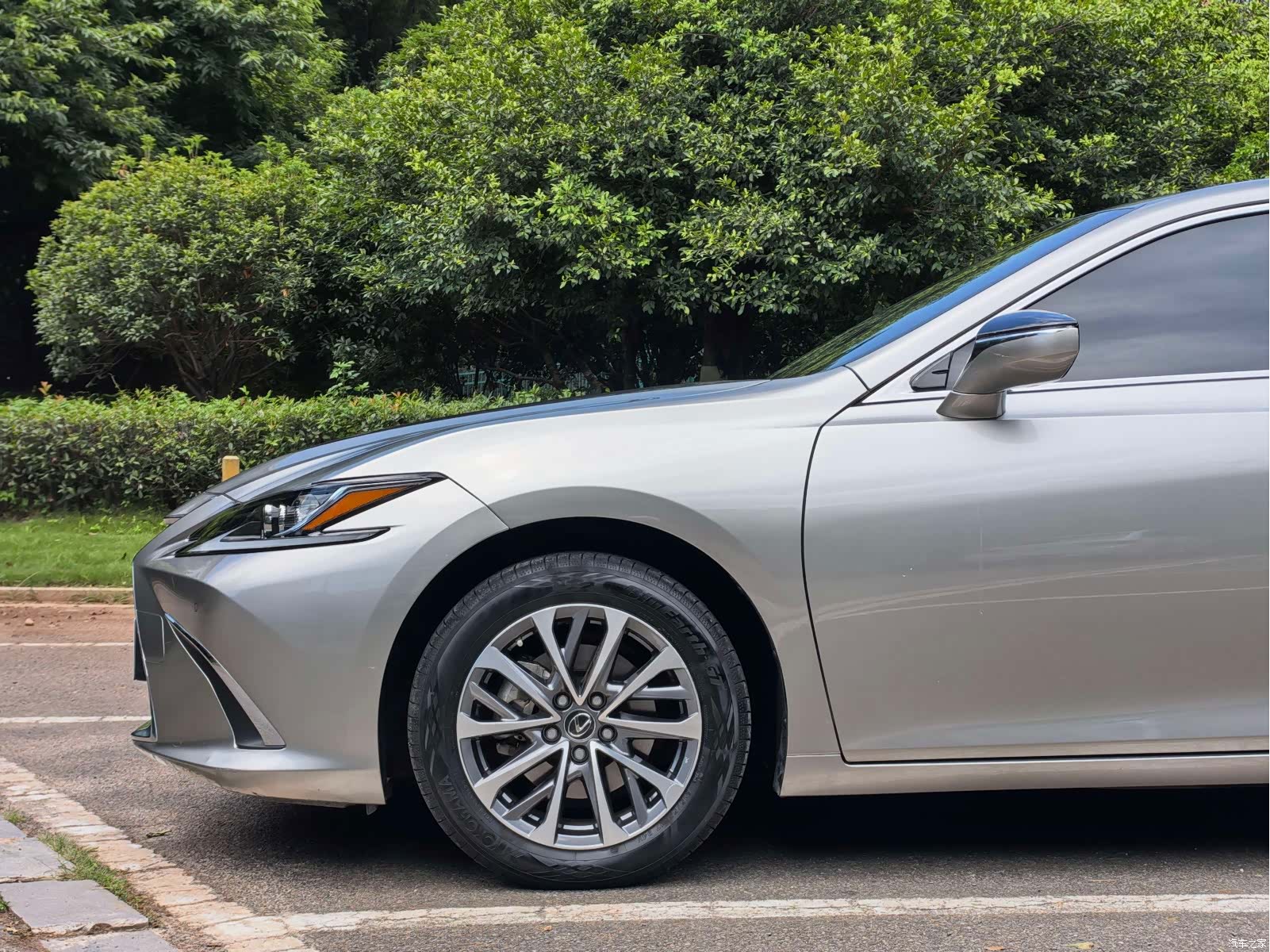 Lexus ES, 2024 14