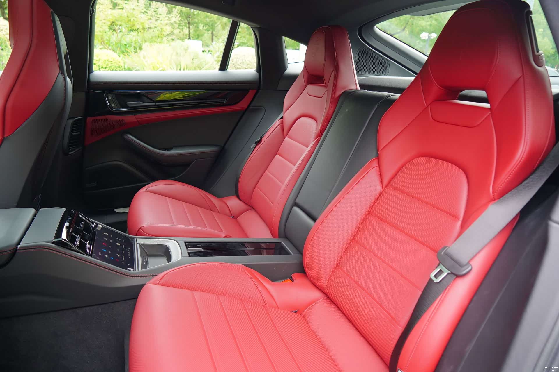 Porsche Panamera, 2026 12