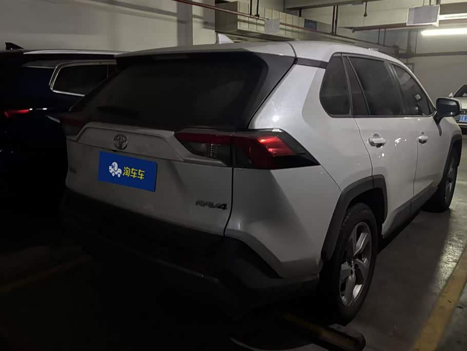 Toyota RAV4 Rongfang
