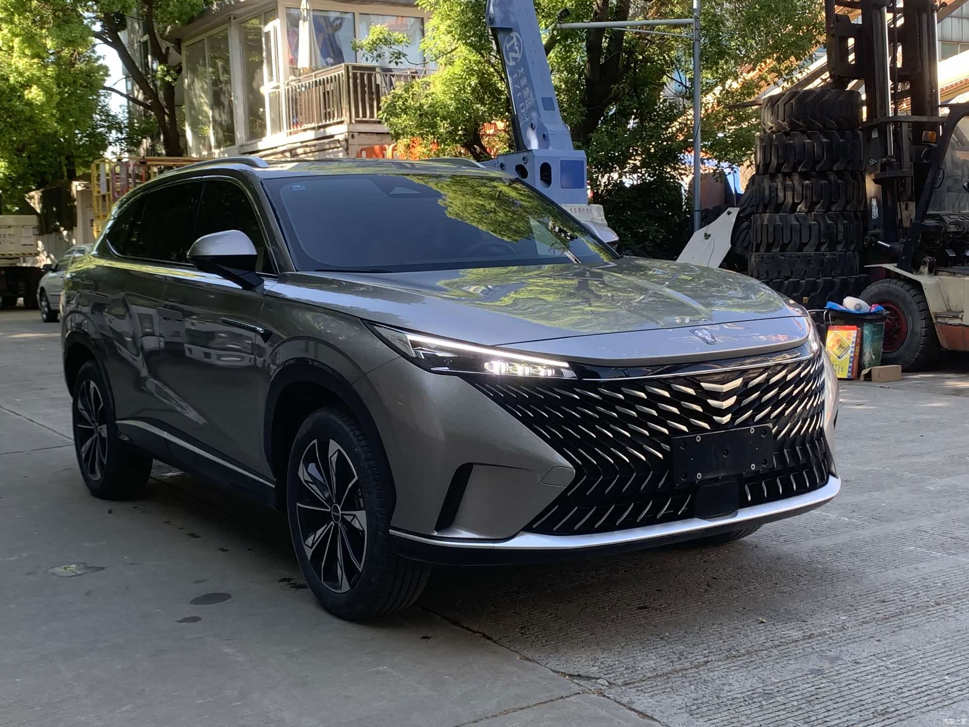 Roewe RX5, 2022 3