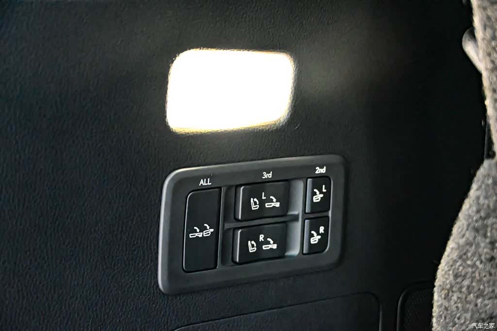 Lexus LX, 2024 28