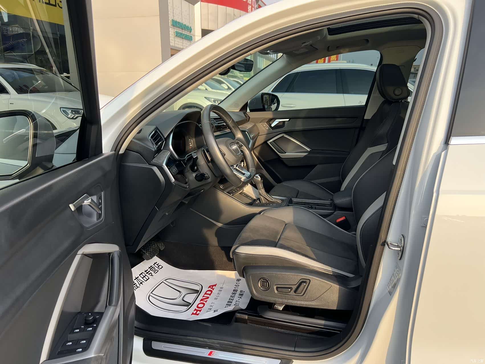 Audi Q3, 2022 7