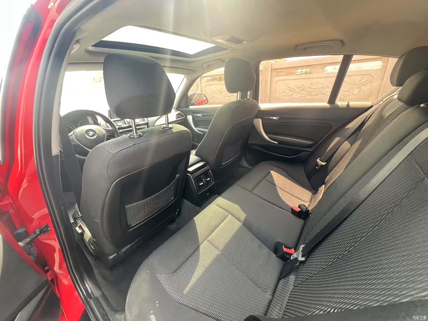 BMW 1 Series, 2016 все фото