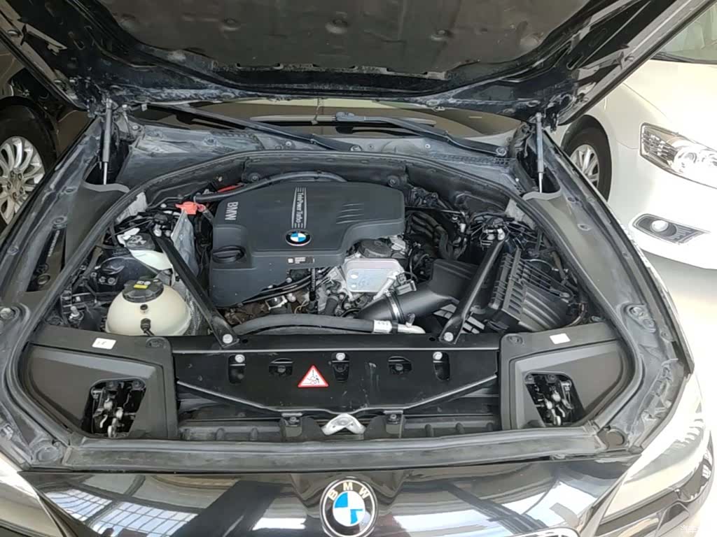 BMW 5 Series, 2016 16