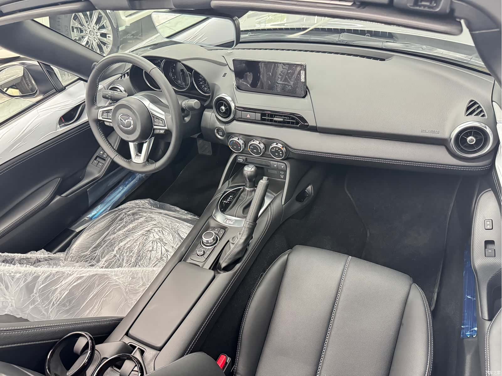 Mazda MX-5, 2025 8