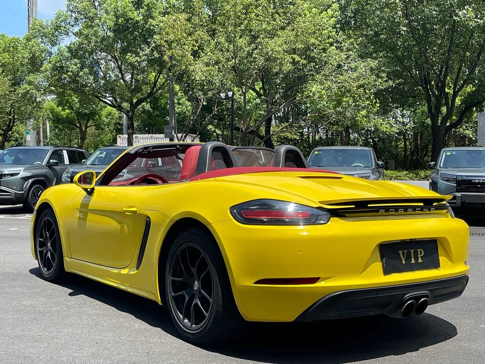 Porsche 718