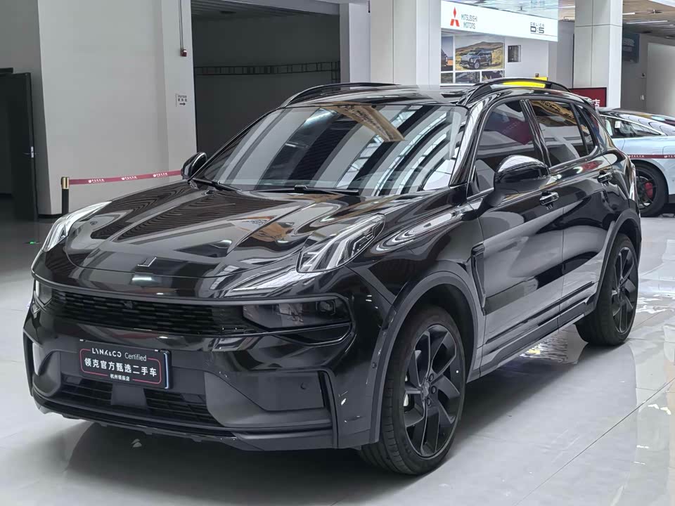 Lynk & Co 01