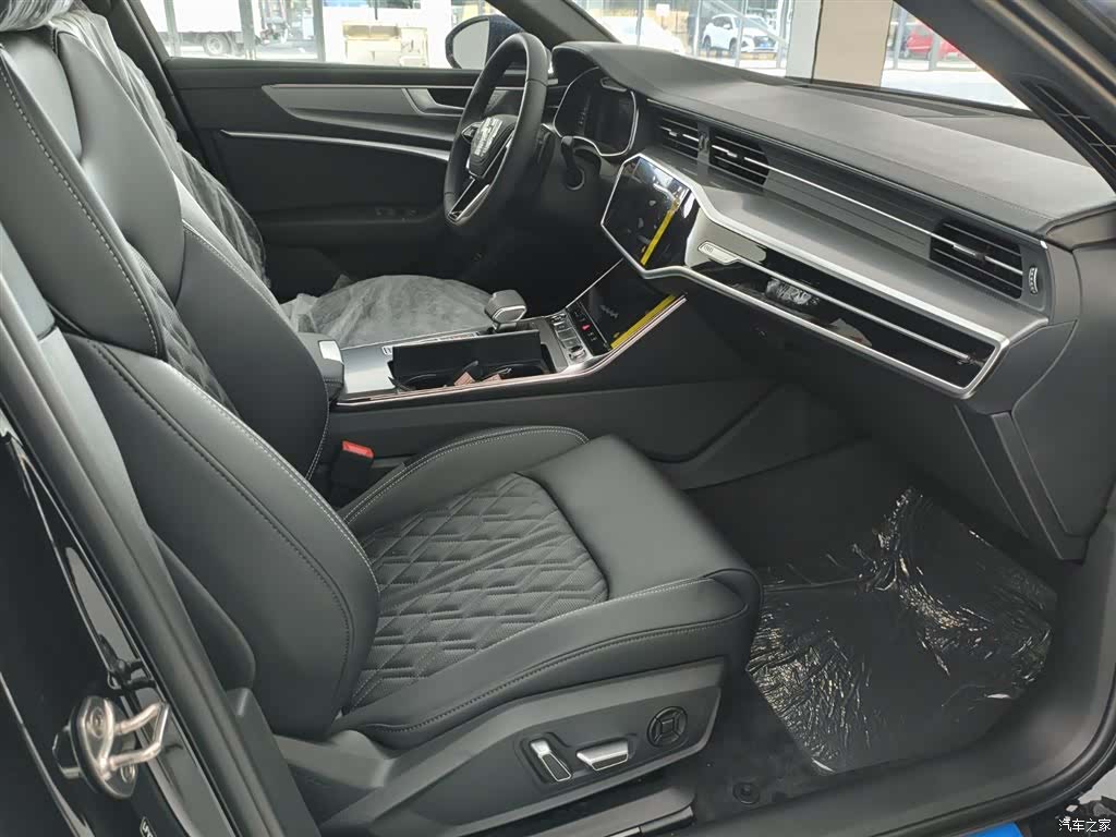 Audi A6L, 2026 10