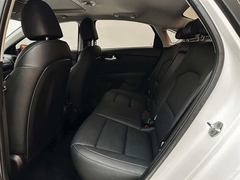 Kia K3, 2021 13