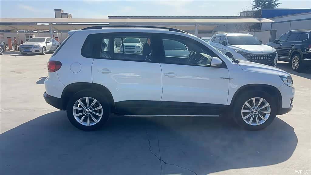 Volkswagen Tiguan, 2015 8