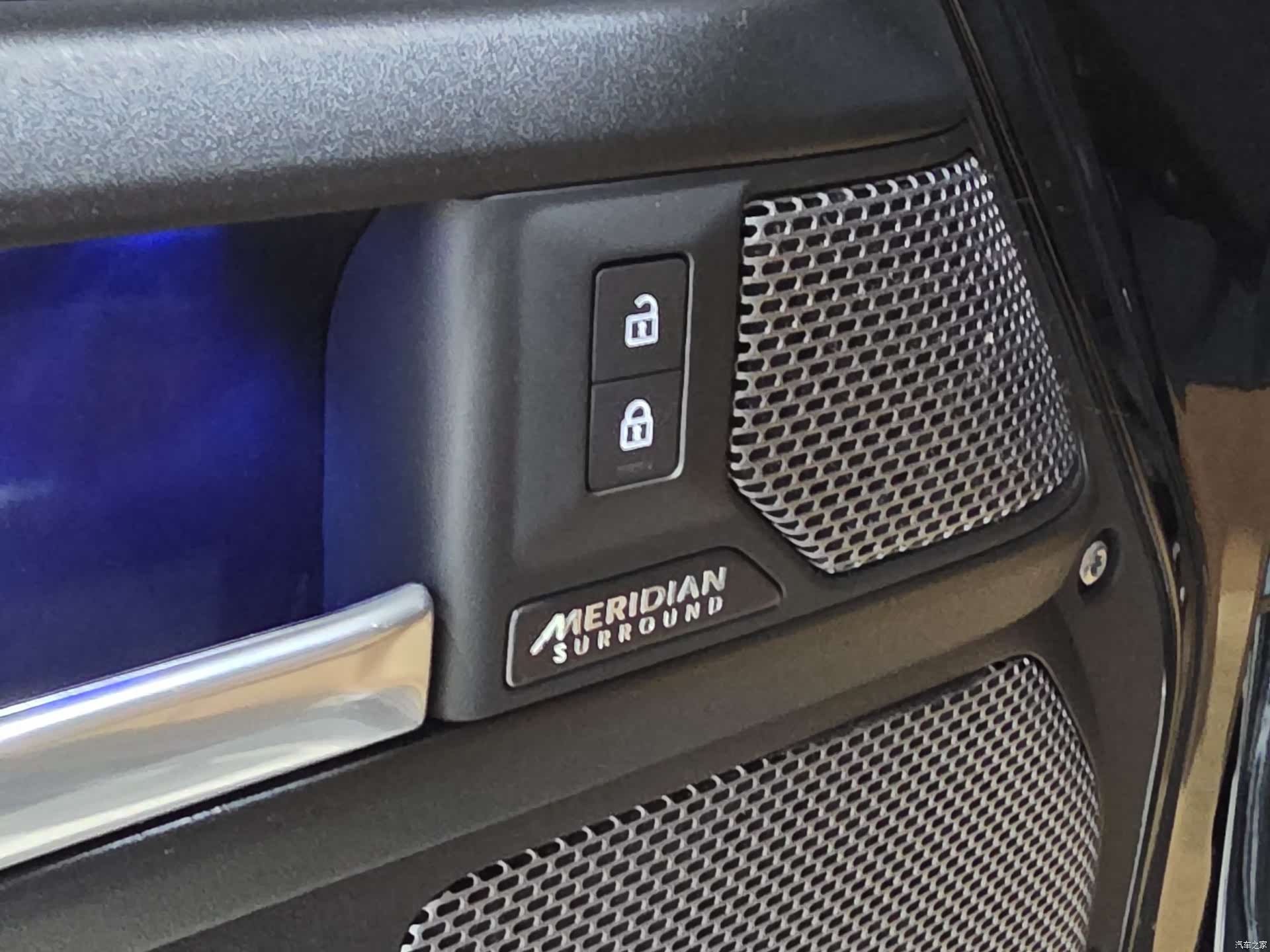 Land Rover Defender, 2024 10