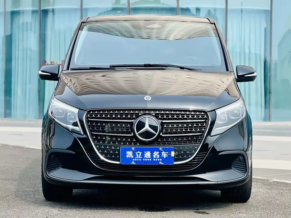 Mercedes-Benz V-class