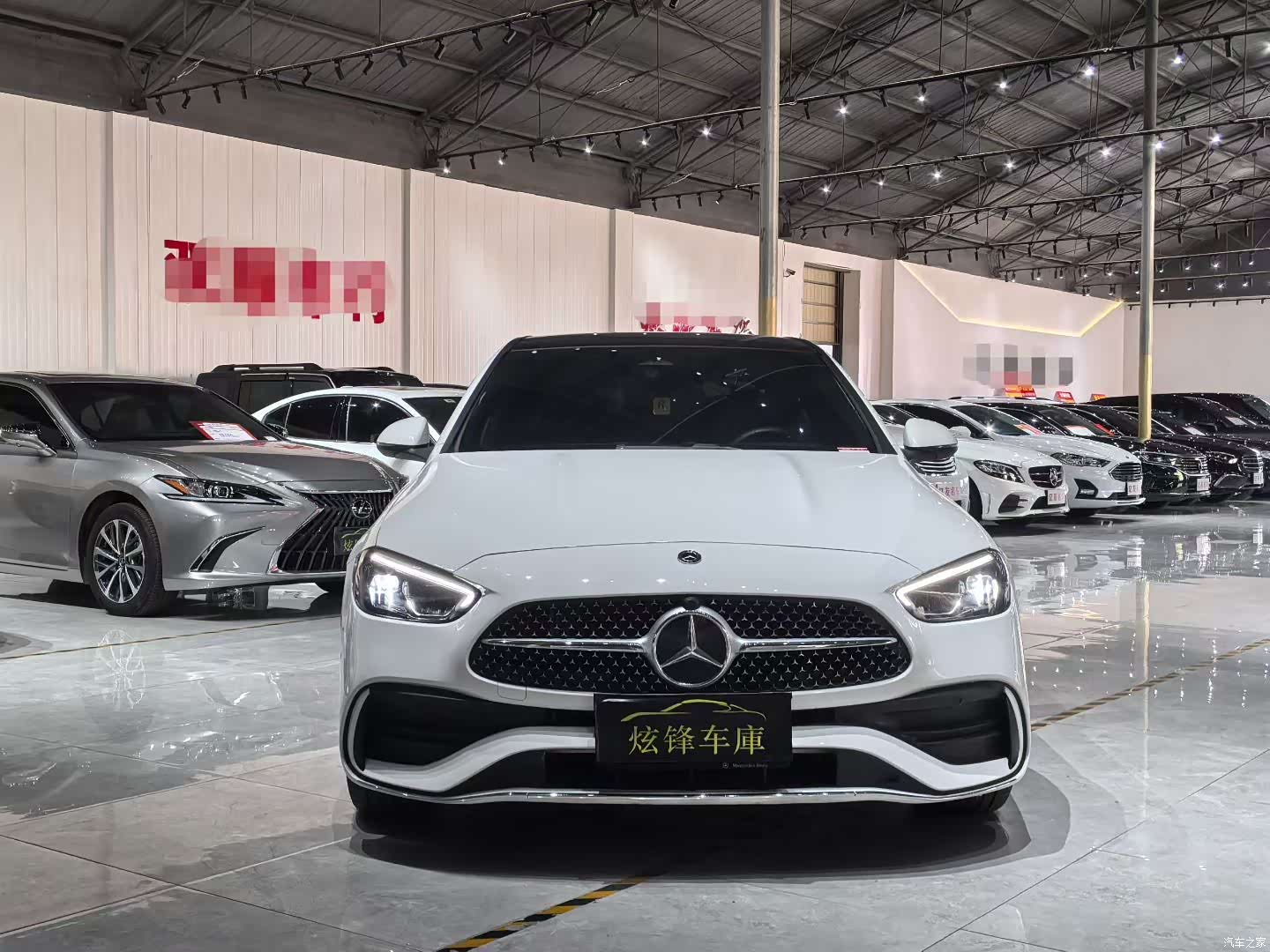 Mercedes-Benz C-Class, 2024 2