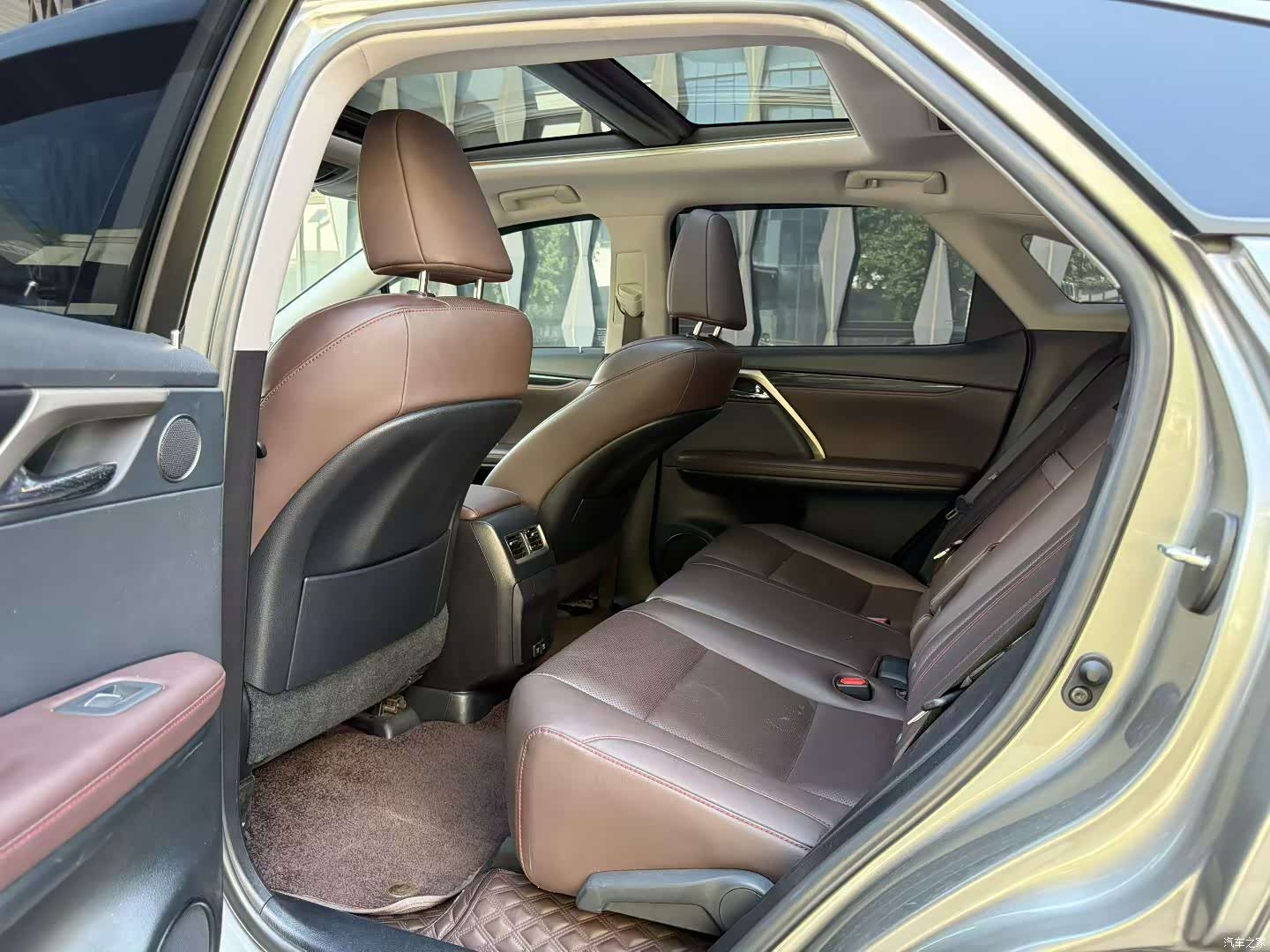 Lexus RX, 2023 все фото