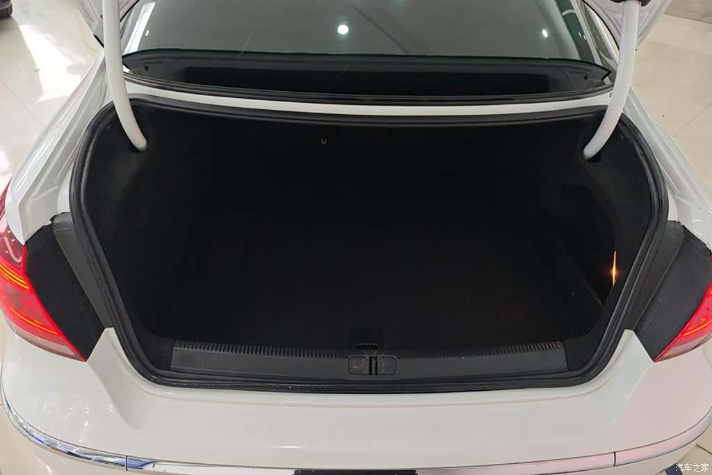 Volkswagen CC, 2018 4