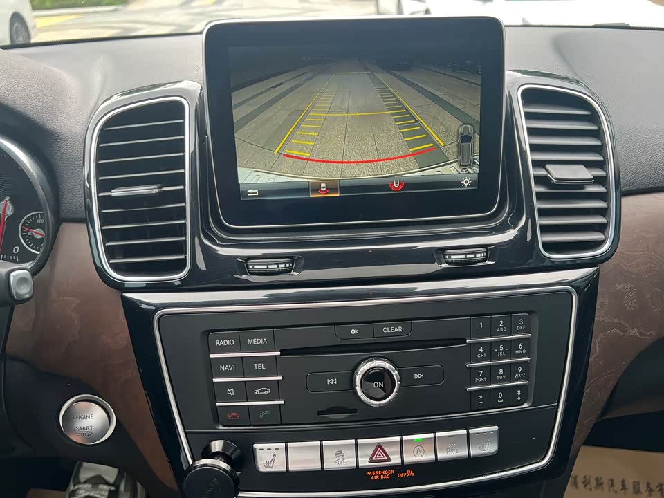 Mercedes-Benz GLE Mercedes-Benz GLE