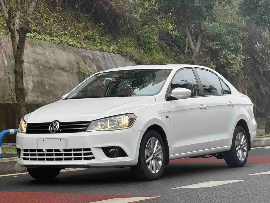 Volkswagen Jetta 2013 1.6L AT Comfort