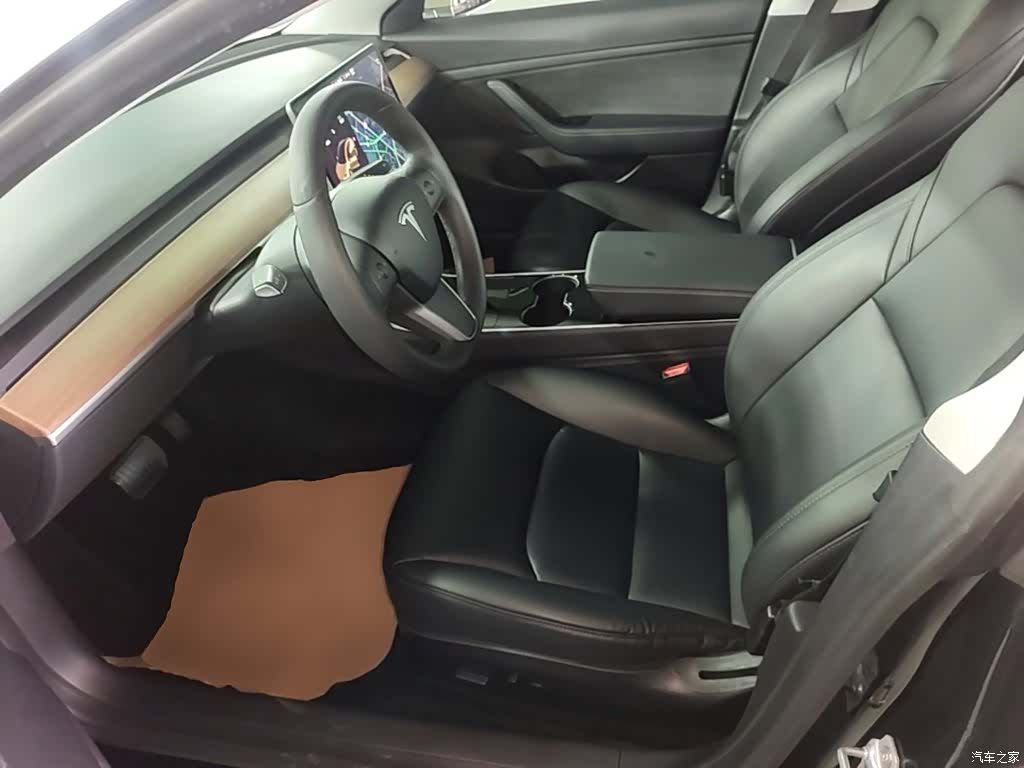 Tesla Model 3, 2020 15