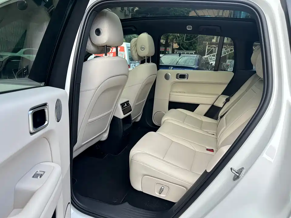 Li Auto Ideal L6