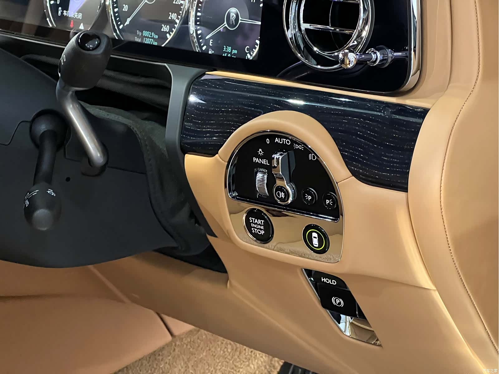 Rolls-Royce Ghost, 2025 27