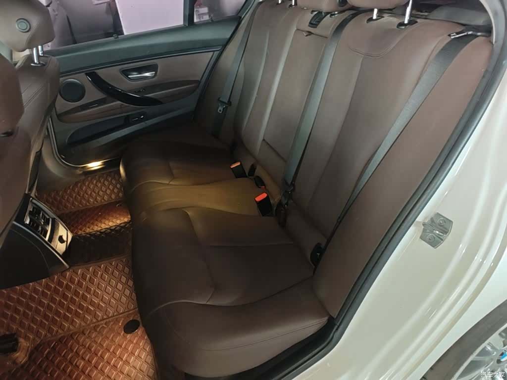 BMW 3 Series, 2018 17