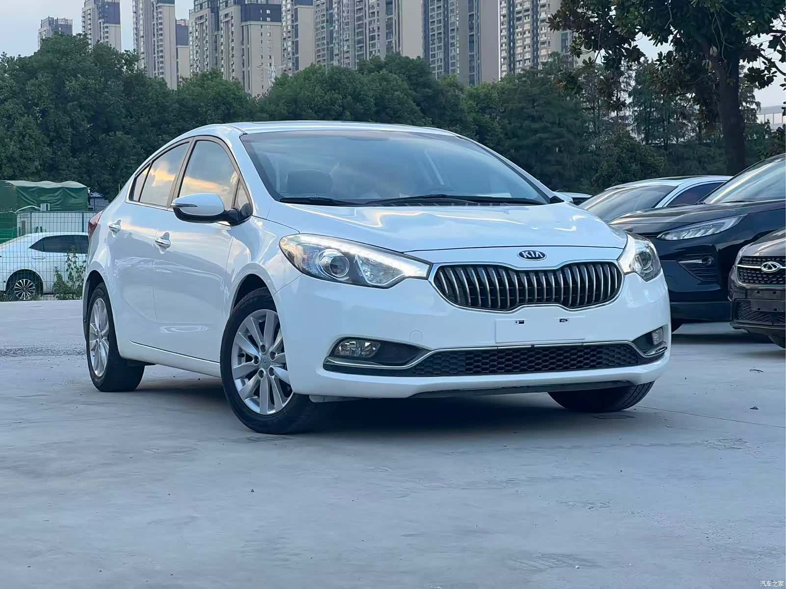 Kia K3, 2015 3