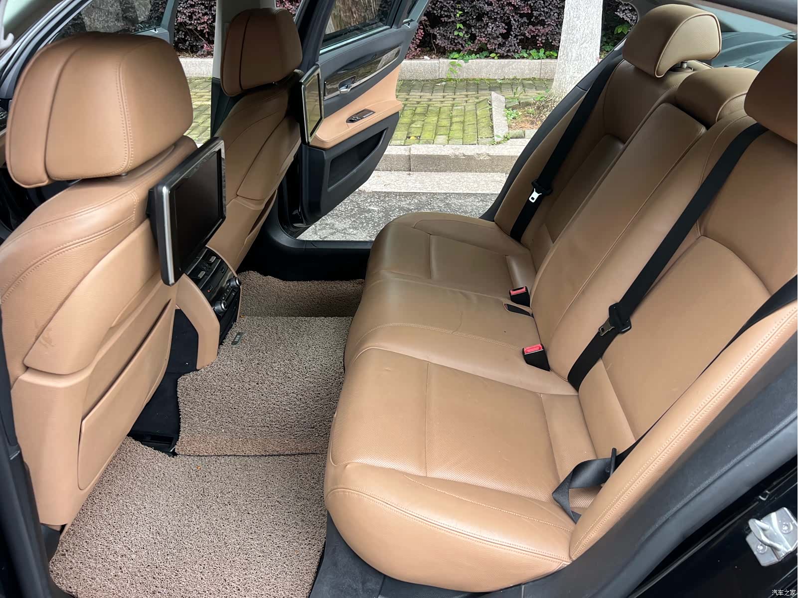 BMW 7 Series, 2013 23