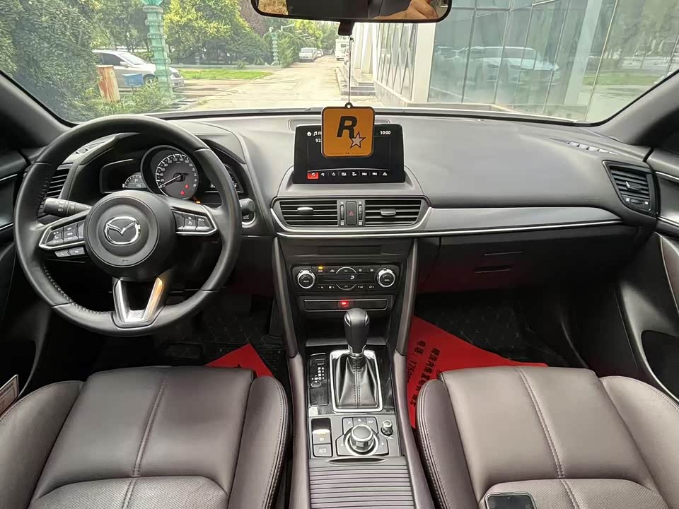 Mazda CX-4