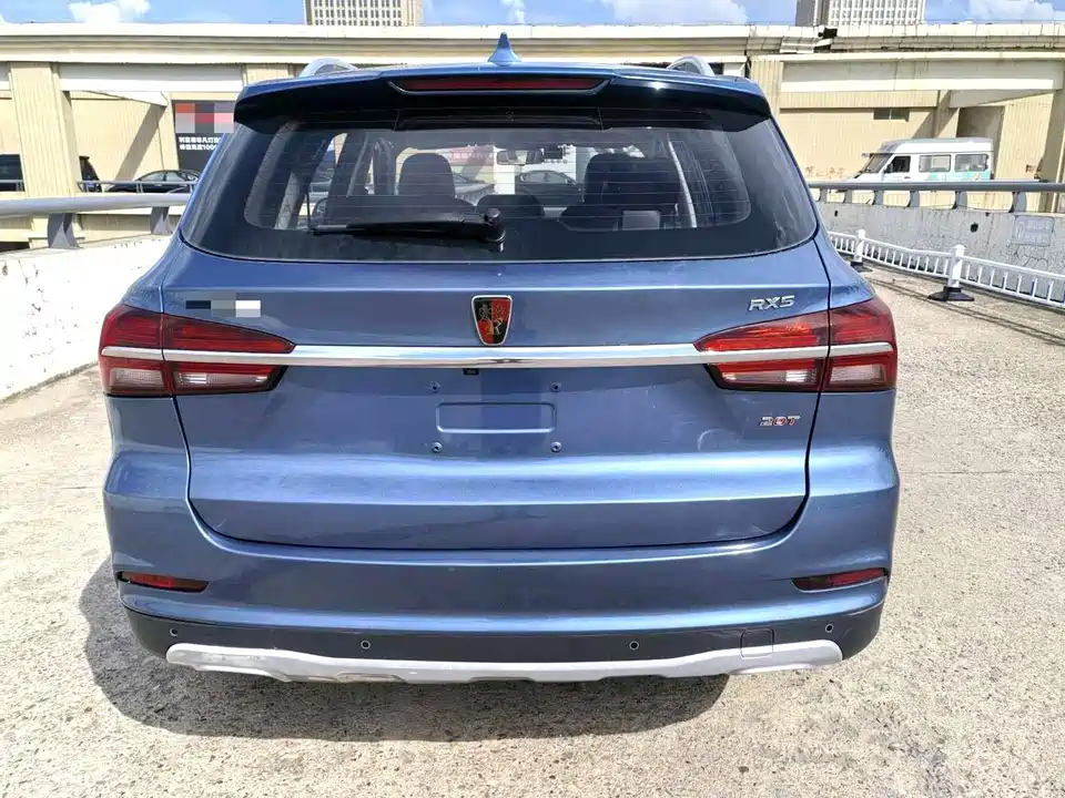Roewe RX5
