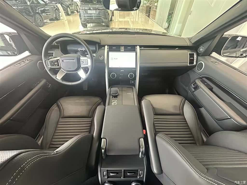 Land Rover Discovery, 2026 11